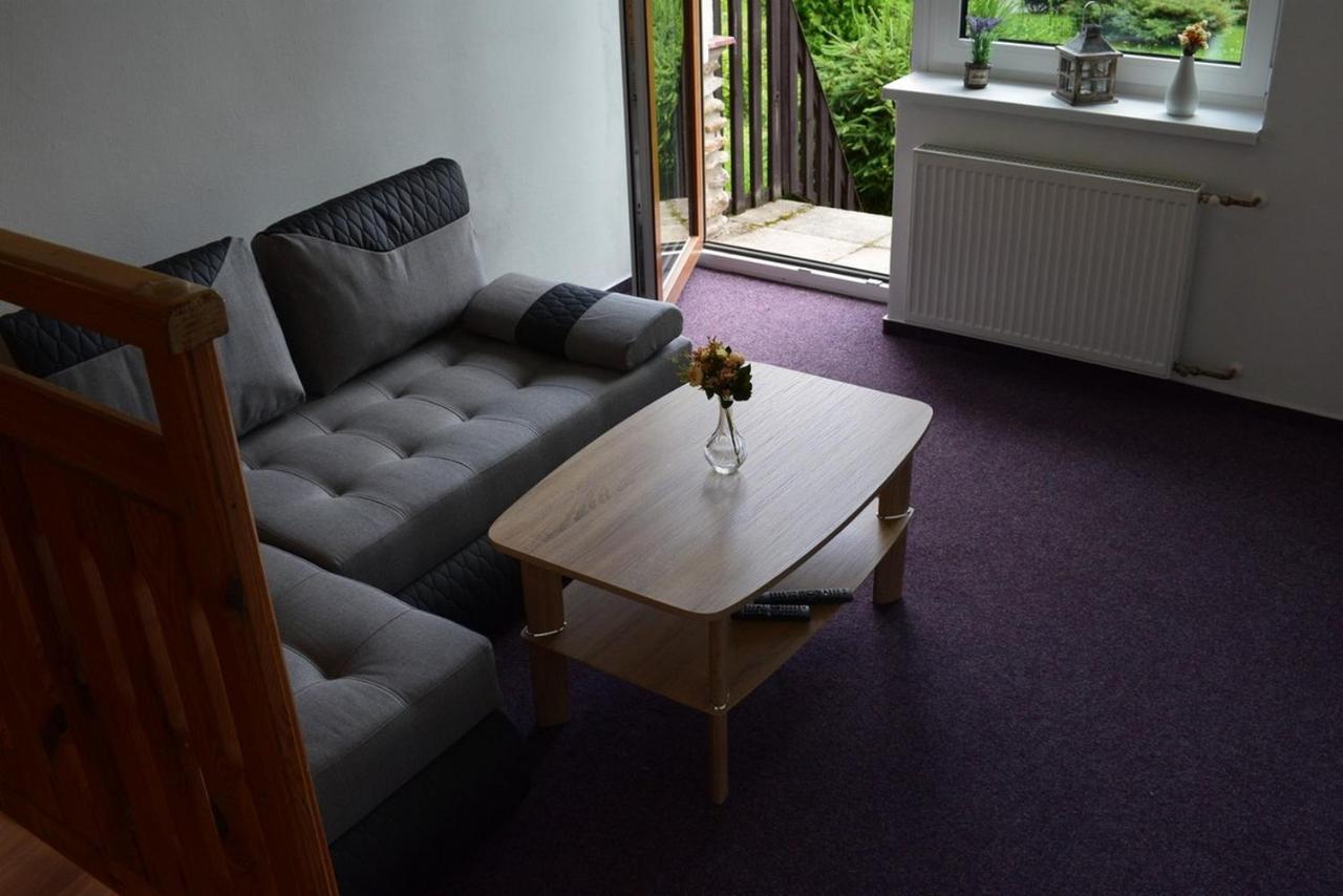 Apartmany Kubova Huť エクステリア 写真