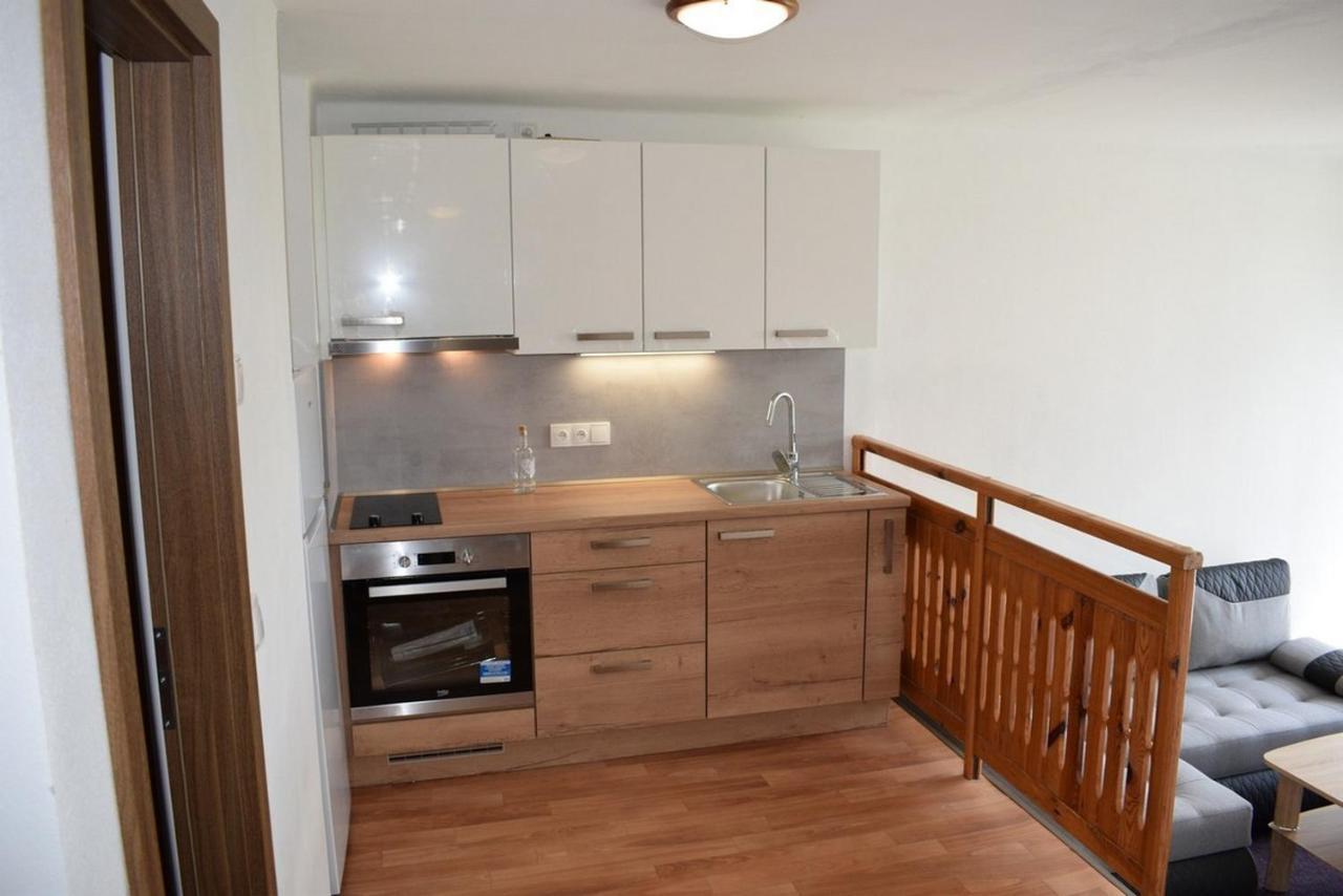 Apartmany Kubova Huť エクステリア 写真