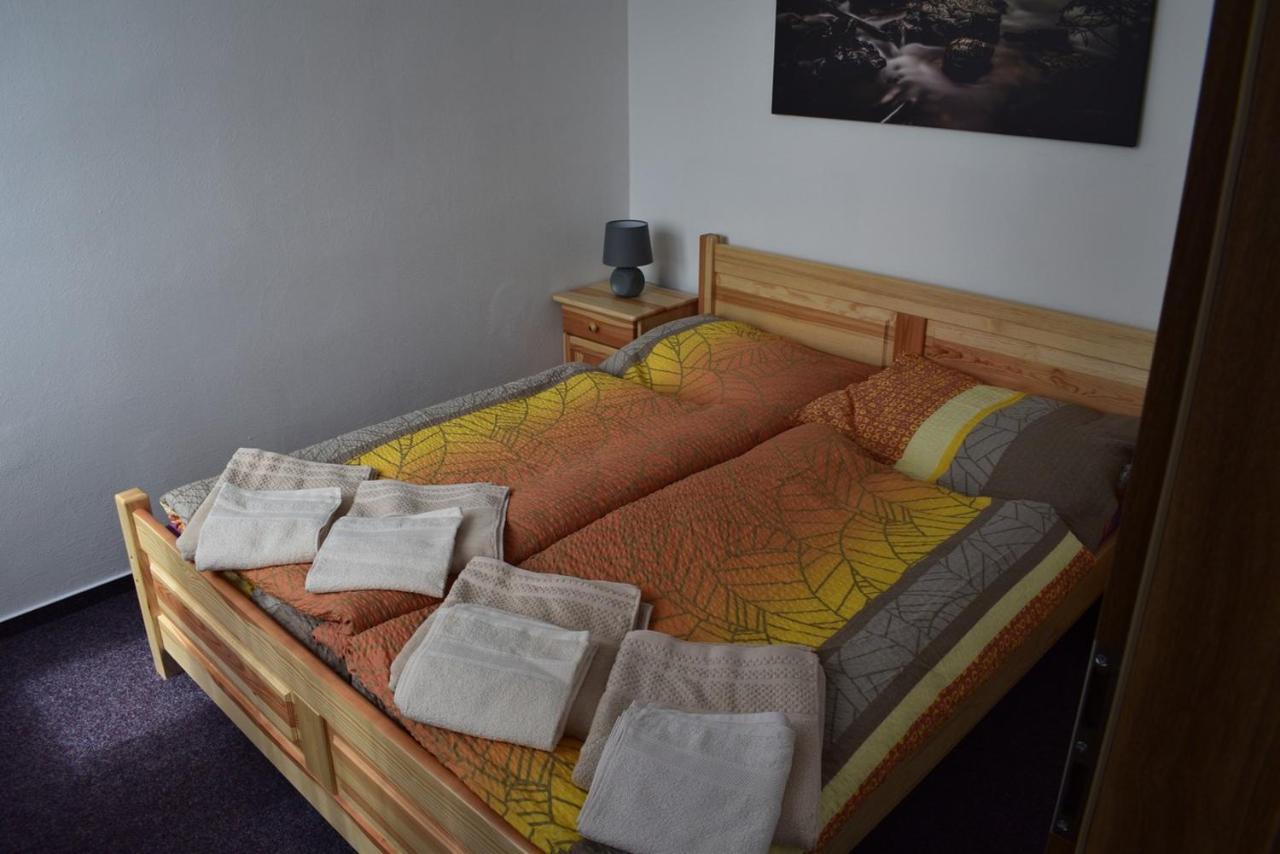 Apartmany Kubova Huť エクステリア 写真