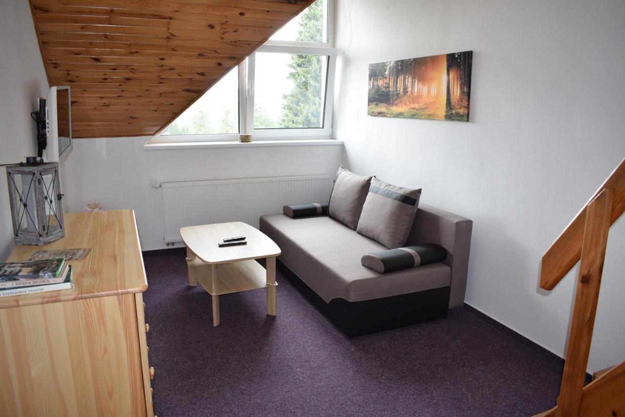 Apartmany Kubova Huť エクステリア 写真