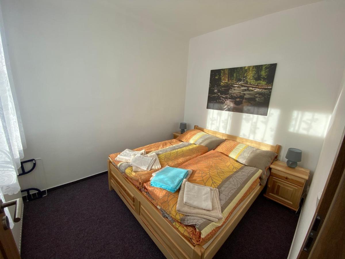 Apartmany Kubova Huť エクステリア 写真