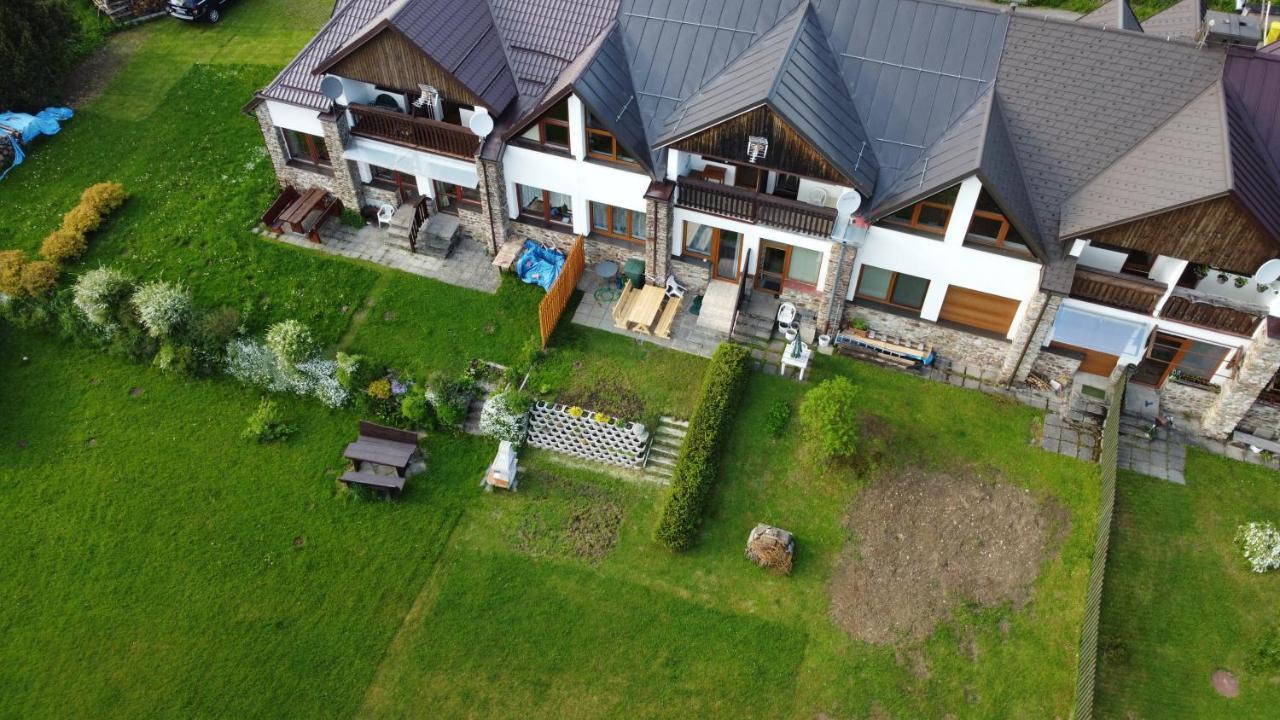 Apartmany Kubova Huť エクステリア 写真